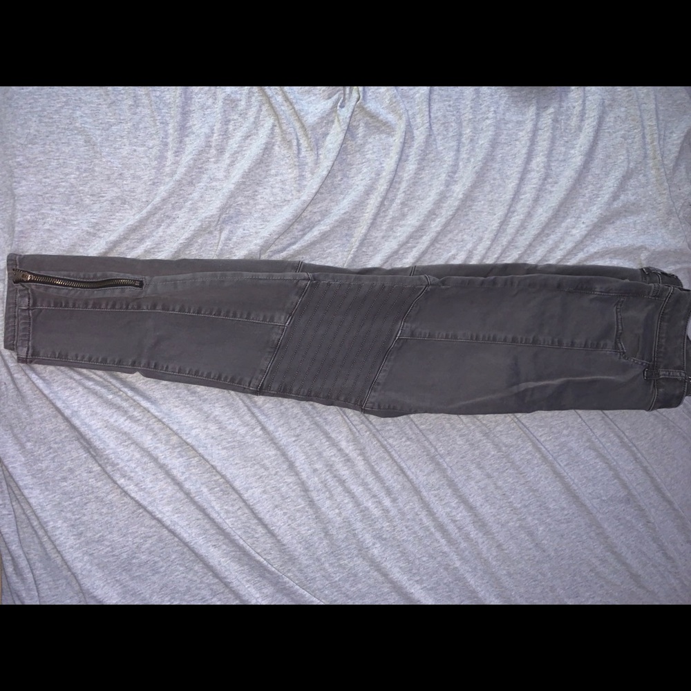 Grey Jeggings
